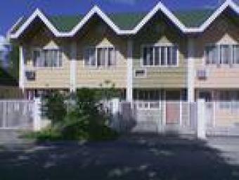 EVACOM TOWNHOMES Para&ntilde;aque City